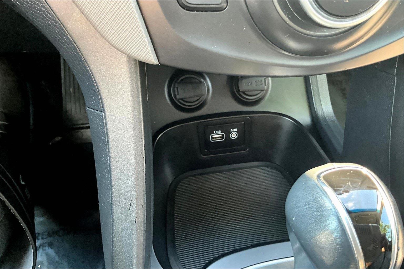 2017 Hyundai Santa Fe Limited Ultimate photo 29