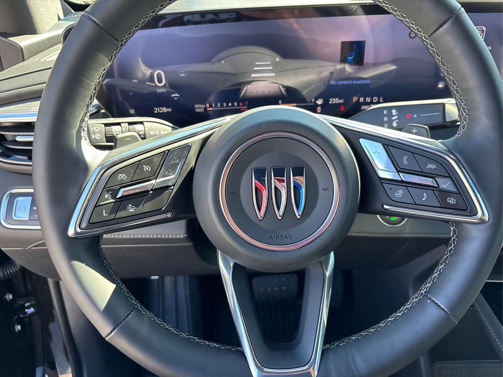 2025 Buick Enclave Preferred photo 24