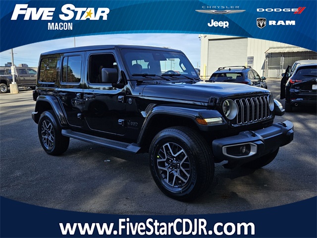 2026 Jeep Wrangler 4-Door Sahara's photo