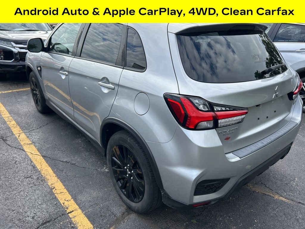 2022 Mitsubishi Outlander Sport LE photo 3
