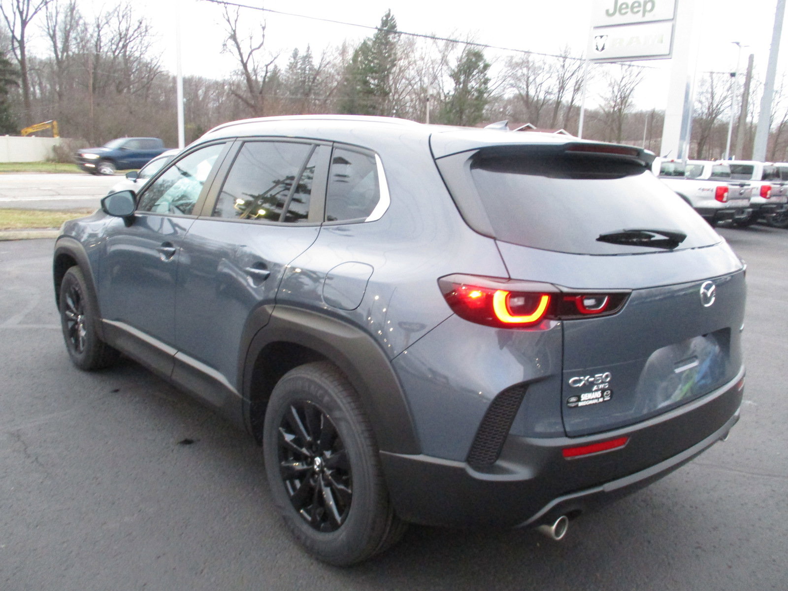 2025 Mazda CX-50 2.5 S Premium photo 8