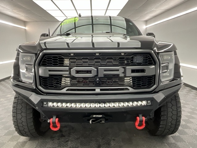 2020 Ford F-150 Raptor photo 2