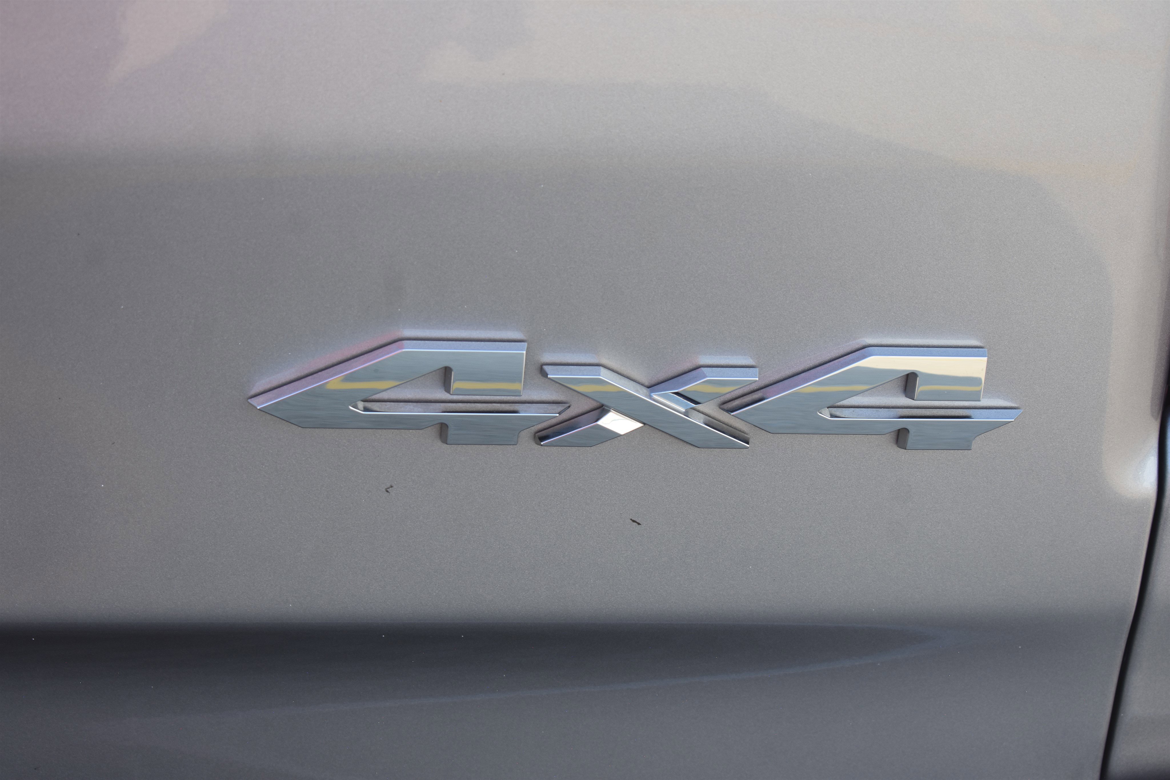 2025 Ram 1500 Laramie photo 3