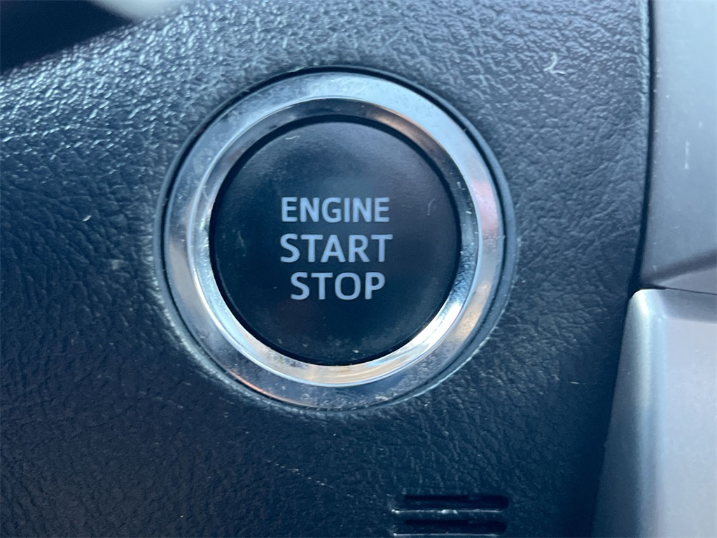2022 Toyota 4Runner SR5 Premium photo 17