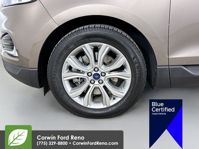 2019 Ford Edge Titanium photo 26