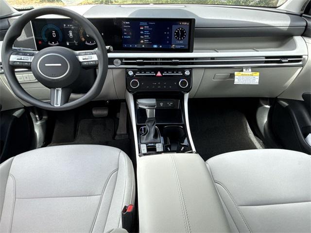 2026 Hyundai Tucson SEL photo 2