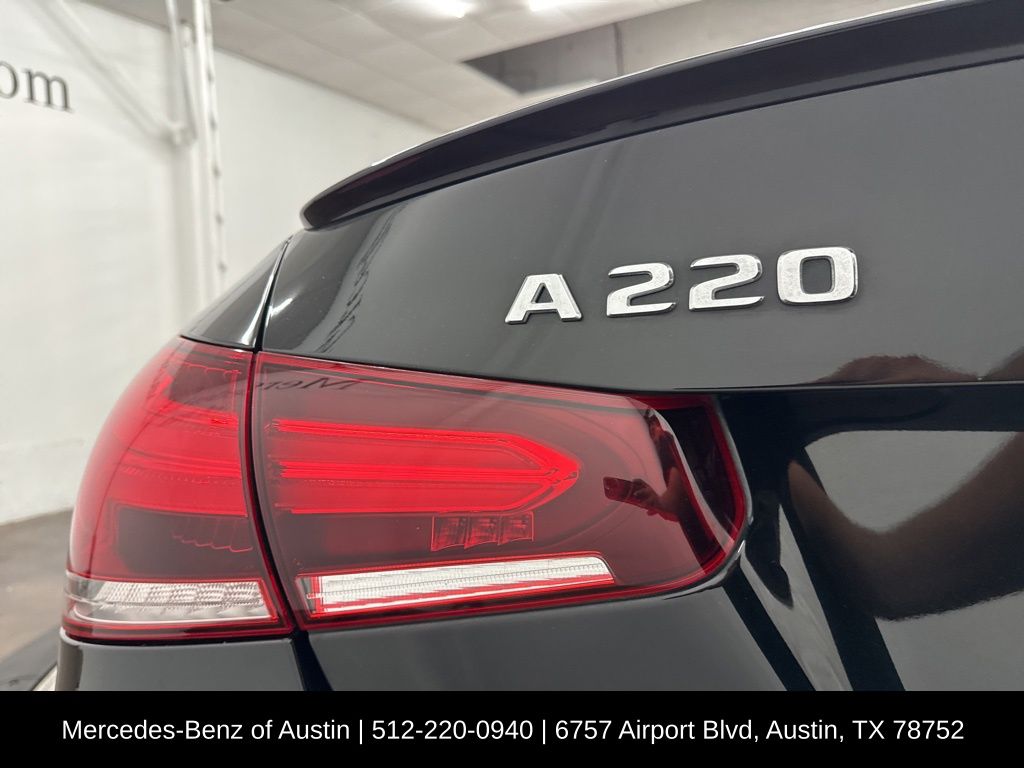 2019 Mercedes Benz A 220 photo 7