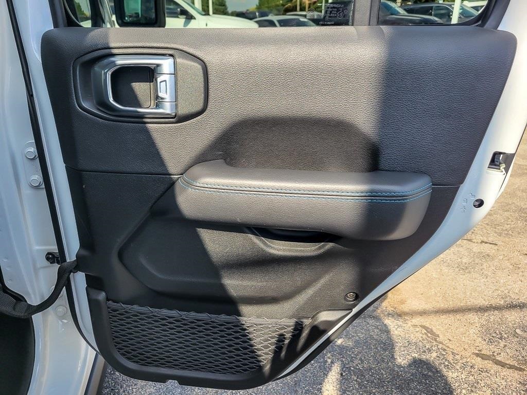 2022 Jeep Wrangler Unlimited Rubicon 4xe photo 16
