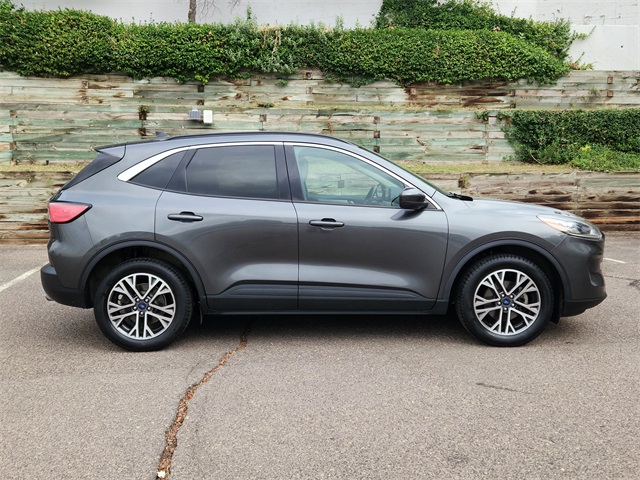 2020 Ford Escape SEL photo 2