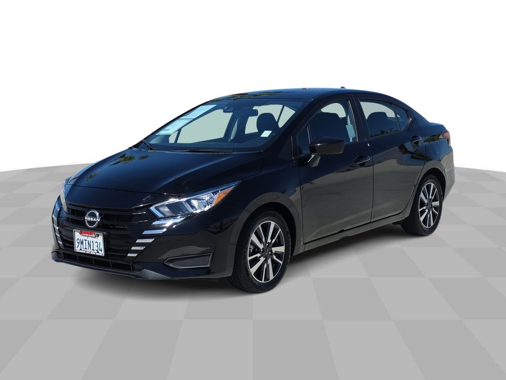 2024 Nissan Versa SV photo 4