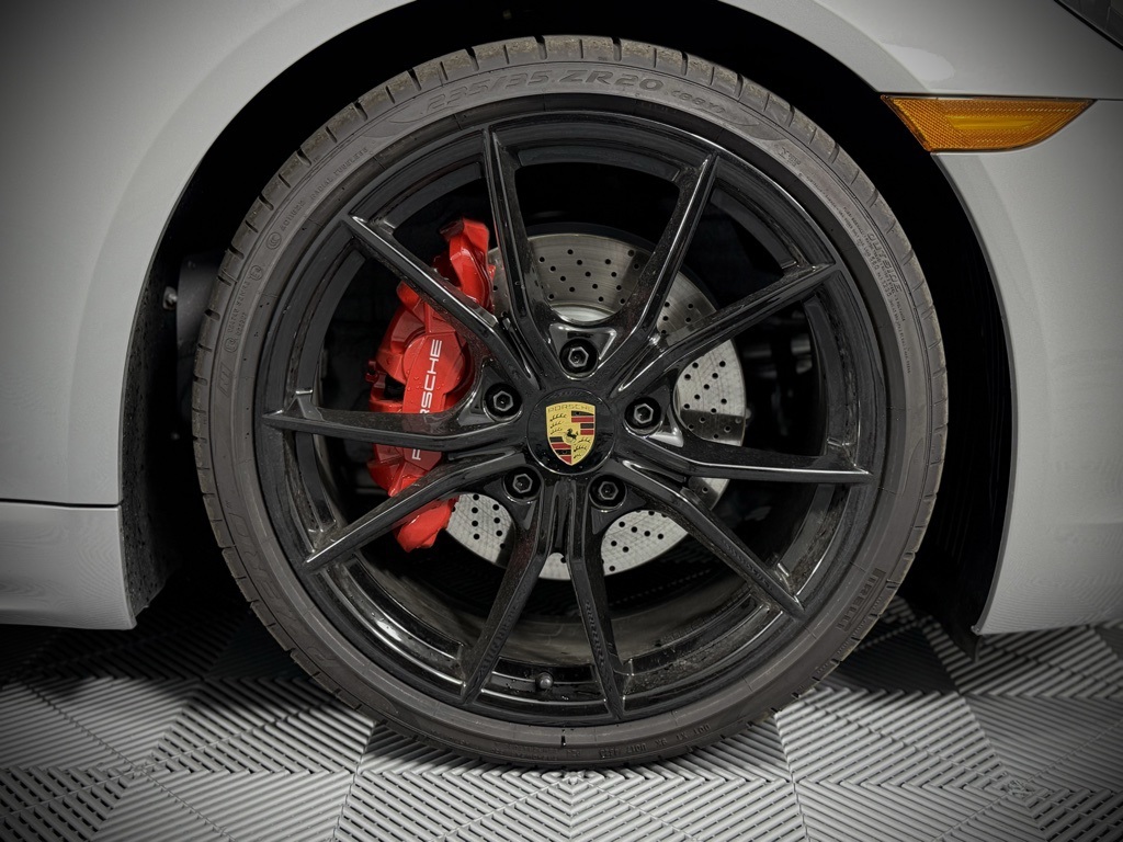 2024 Porsche Boxster S photo 19