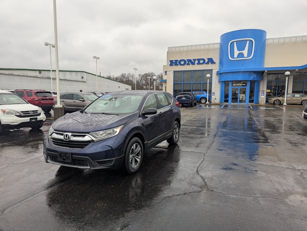 2019 Honda CR-V LX photo 4