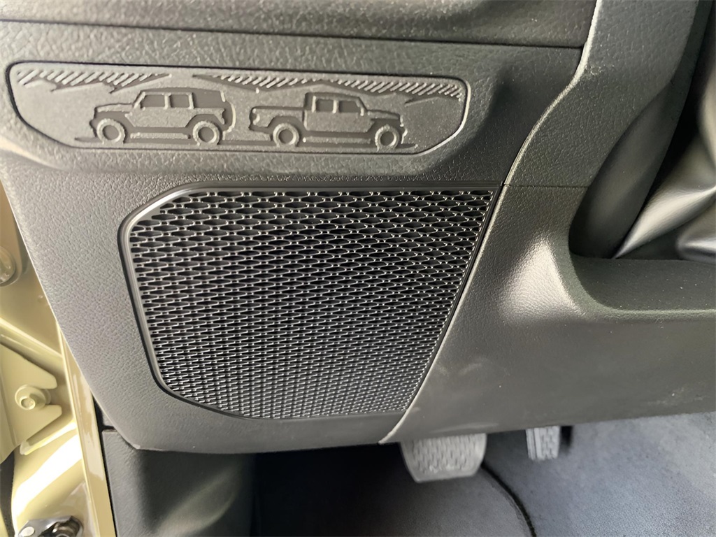 2025 Jeep Wrangler Sport photo 27