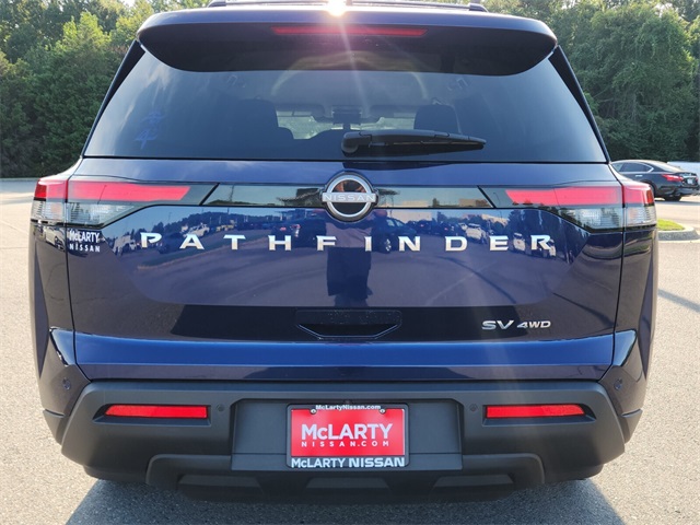 2022 Nissan Pathfinder SV photo 4