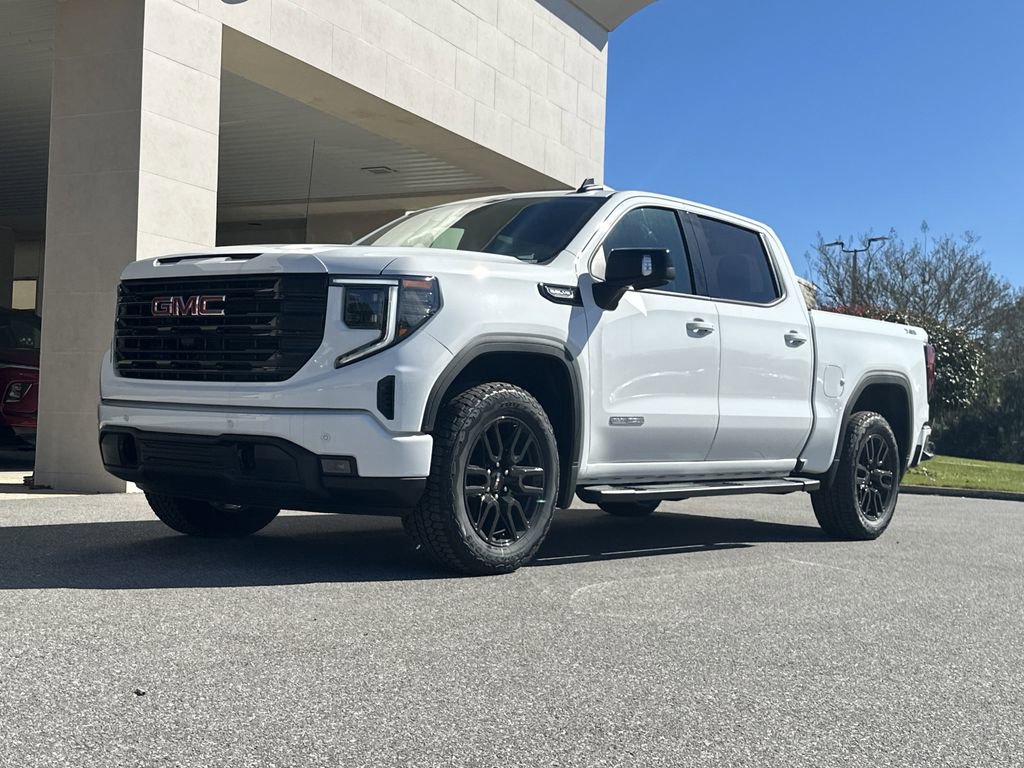 2026 GMC Sierra SLE's photo