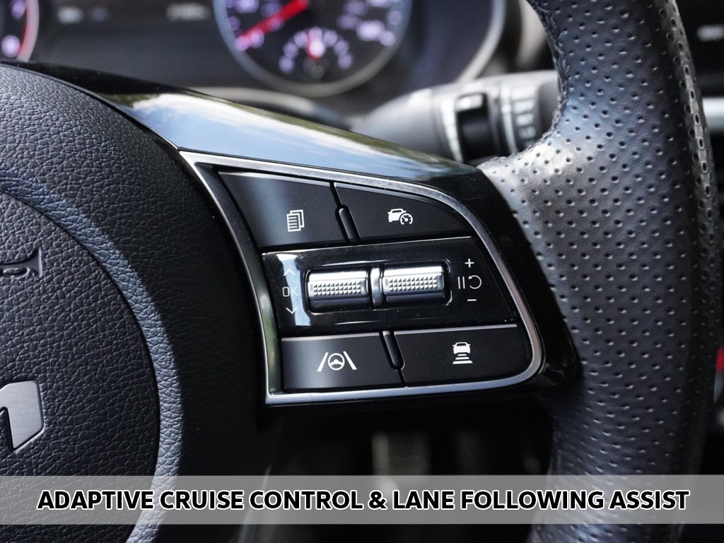 2023 Kia Forte GT-Line photo 4
