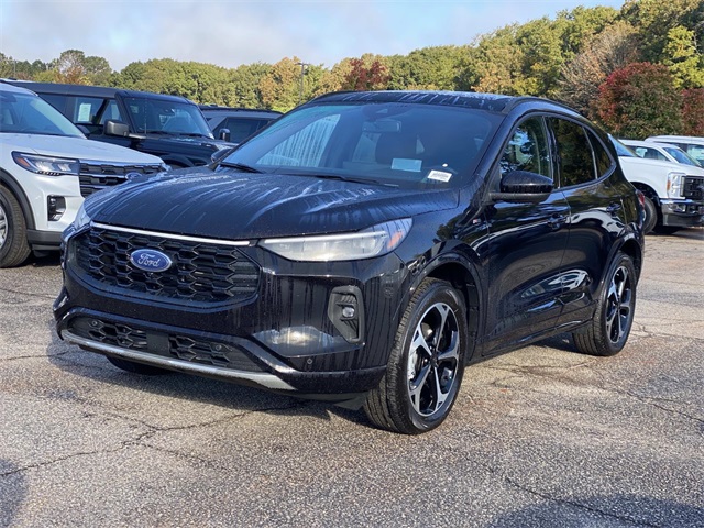 2025 Ford Escape ST-Line Elite photo 3