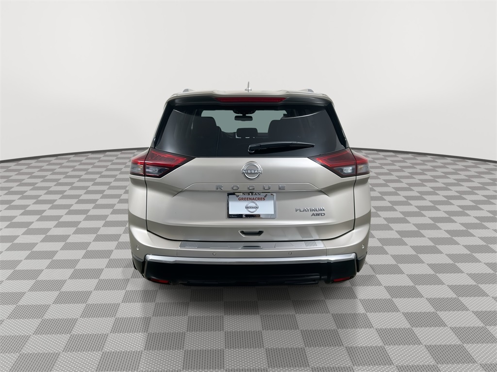 2026 Nissan Rogue Platinum photo 6