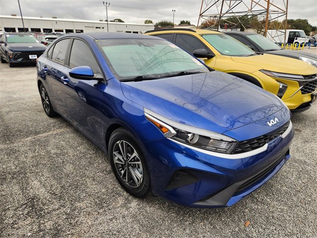 2023 Kia Forte LXS's photo