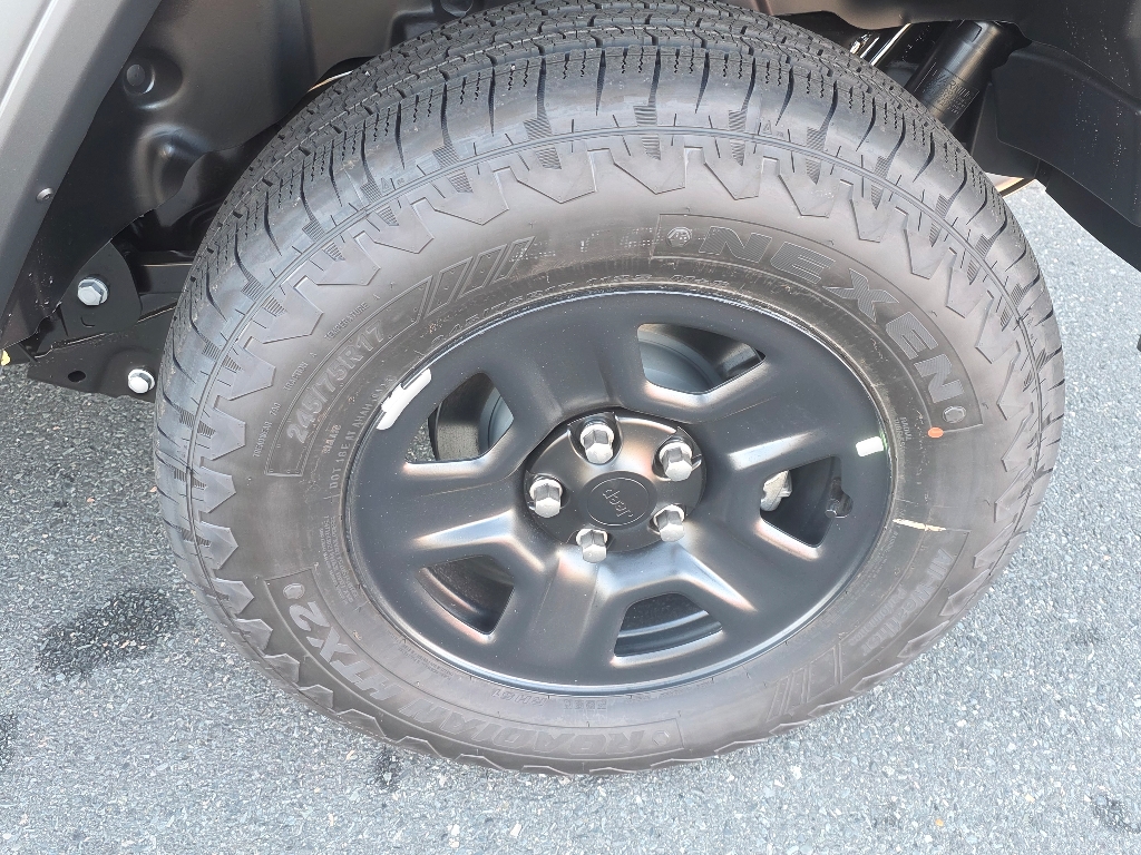 2026 Jeep Wrangler Sport photo 4
