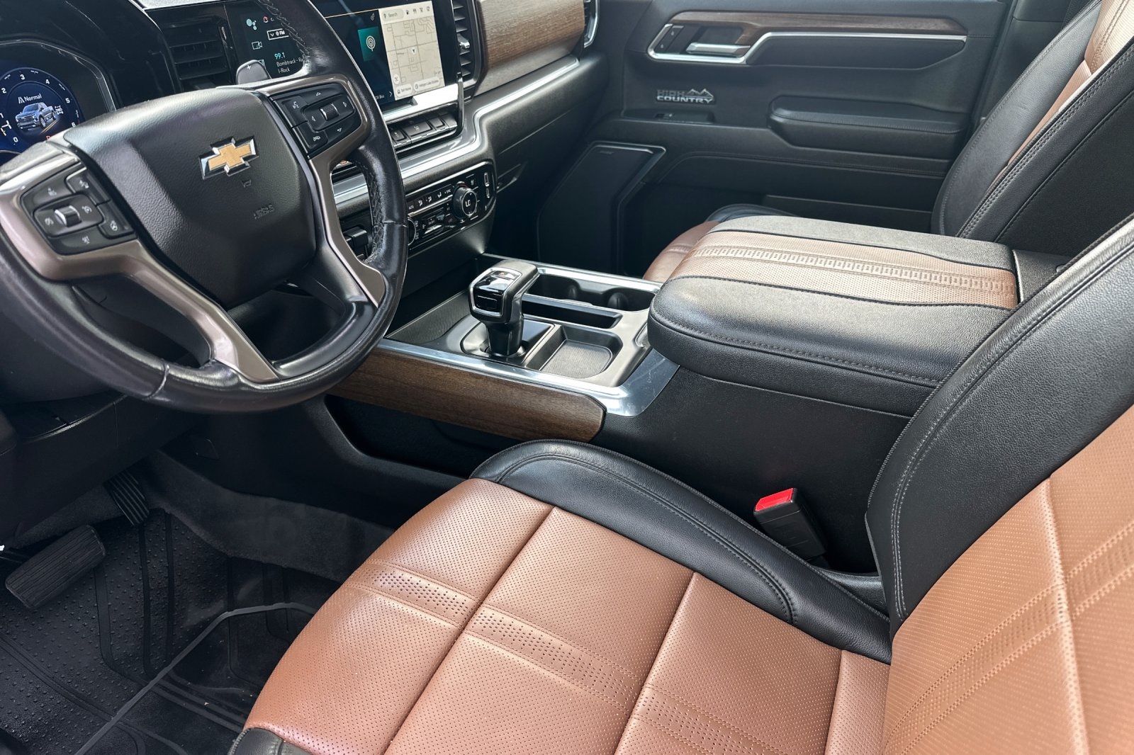 2023 Chevrolet Silverado 1500 High Country photo 10