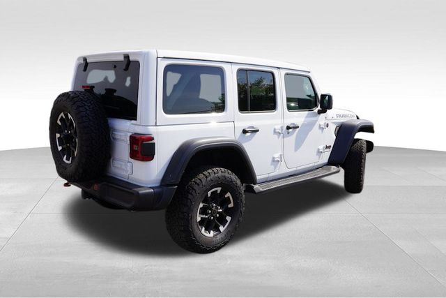 2024 Jeep Wrangler Rubicon photo 3