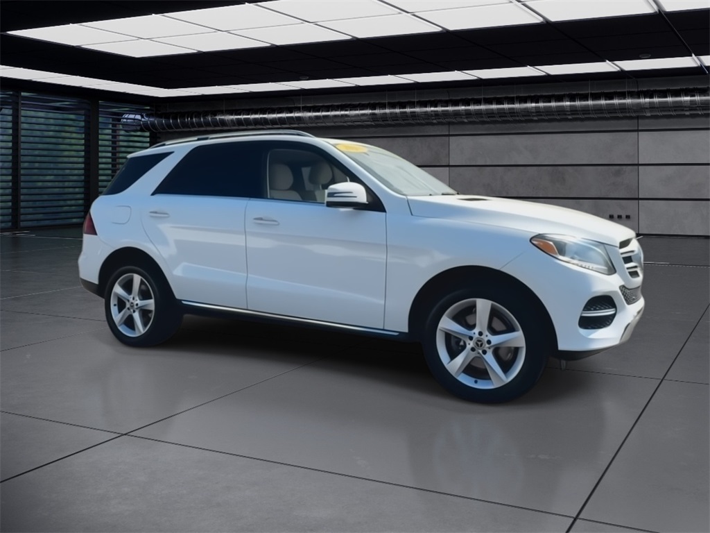 2018 Mercedes Benz GLE 350 4MATIC photo 2
