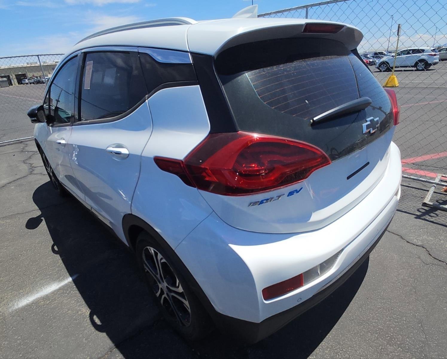 Used 2021 Chevrolet Bolt EV Premier with VIN 1G1FZ6S05M4112669 for sale in Jeffersontown, KY