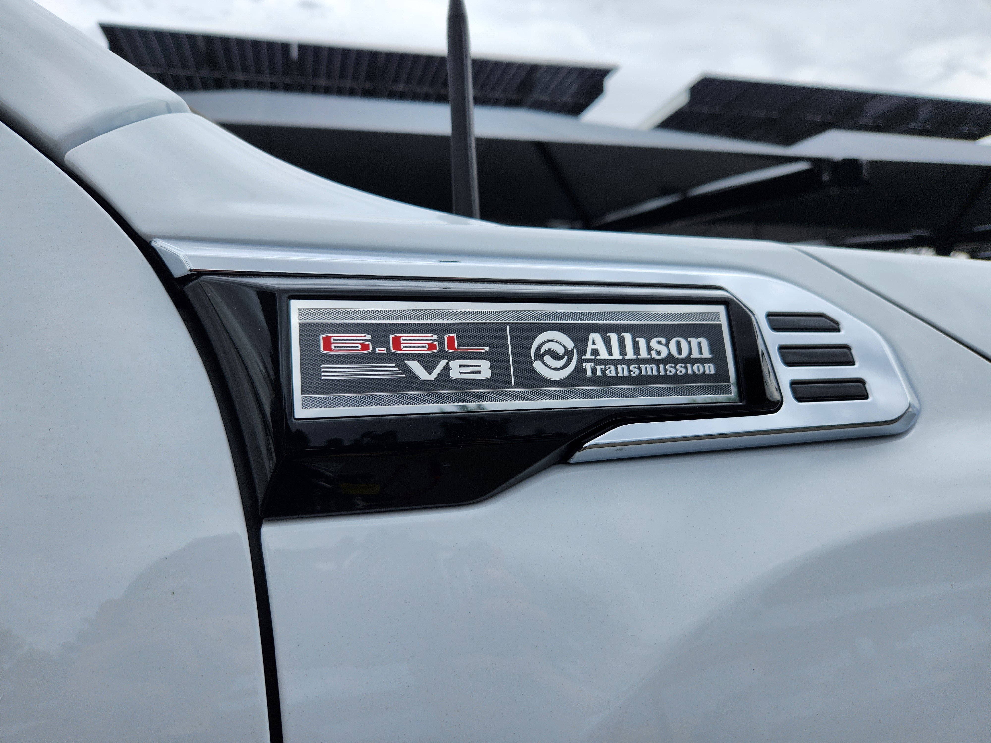 2026 Gmc Sierra 2500 HD SLE photo 3