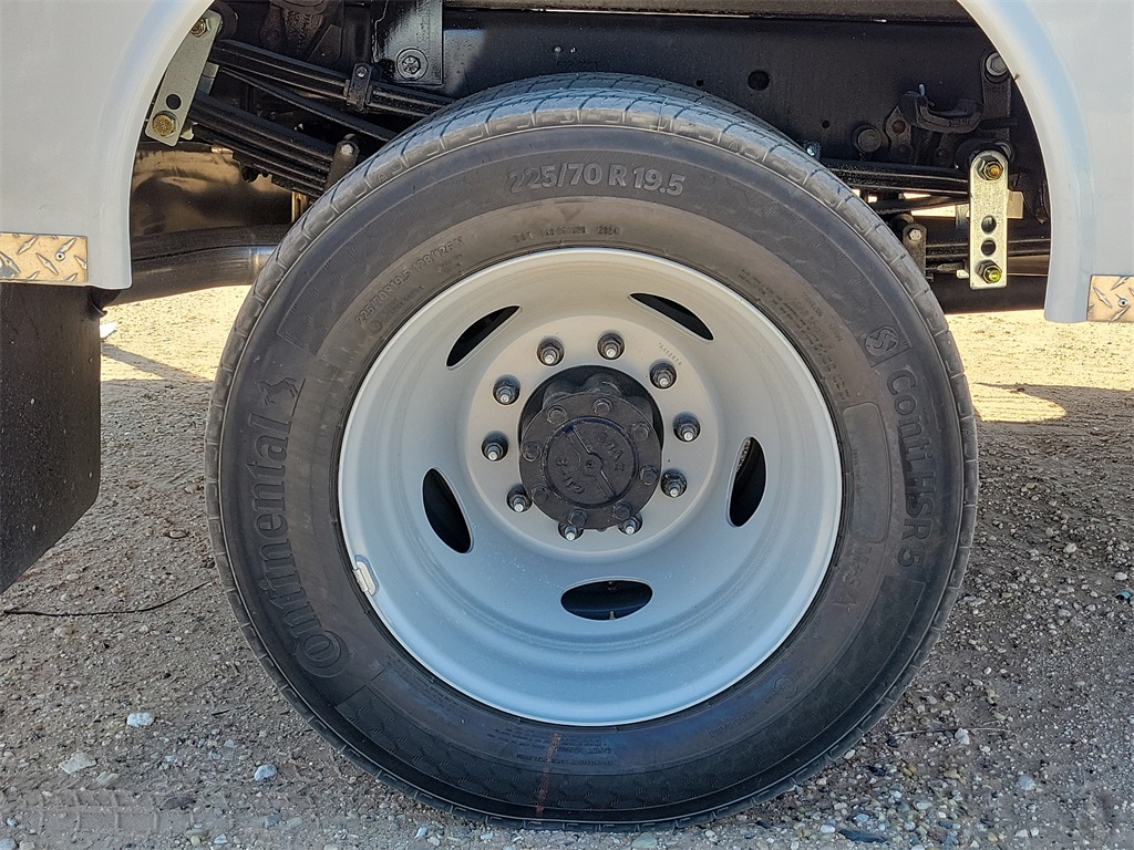 2024 Ford F-550 XL photo 13