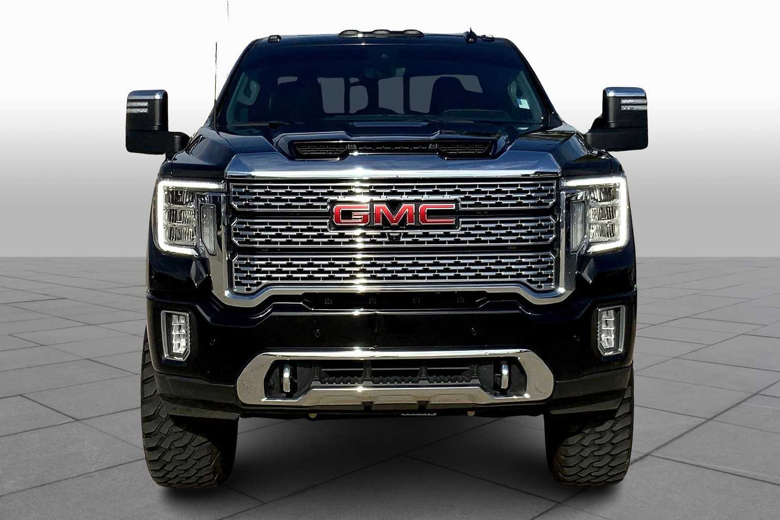 2023 Gmc Sierra HD Denali photo 3