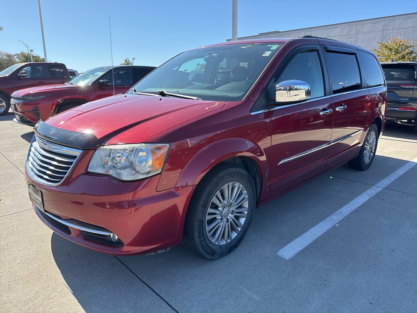 2016 Chrysler Town & Country Anniversary Edition