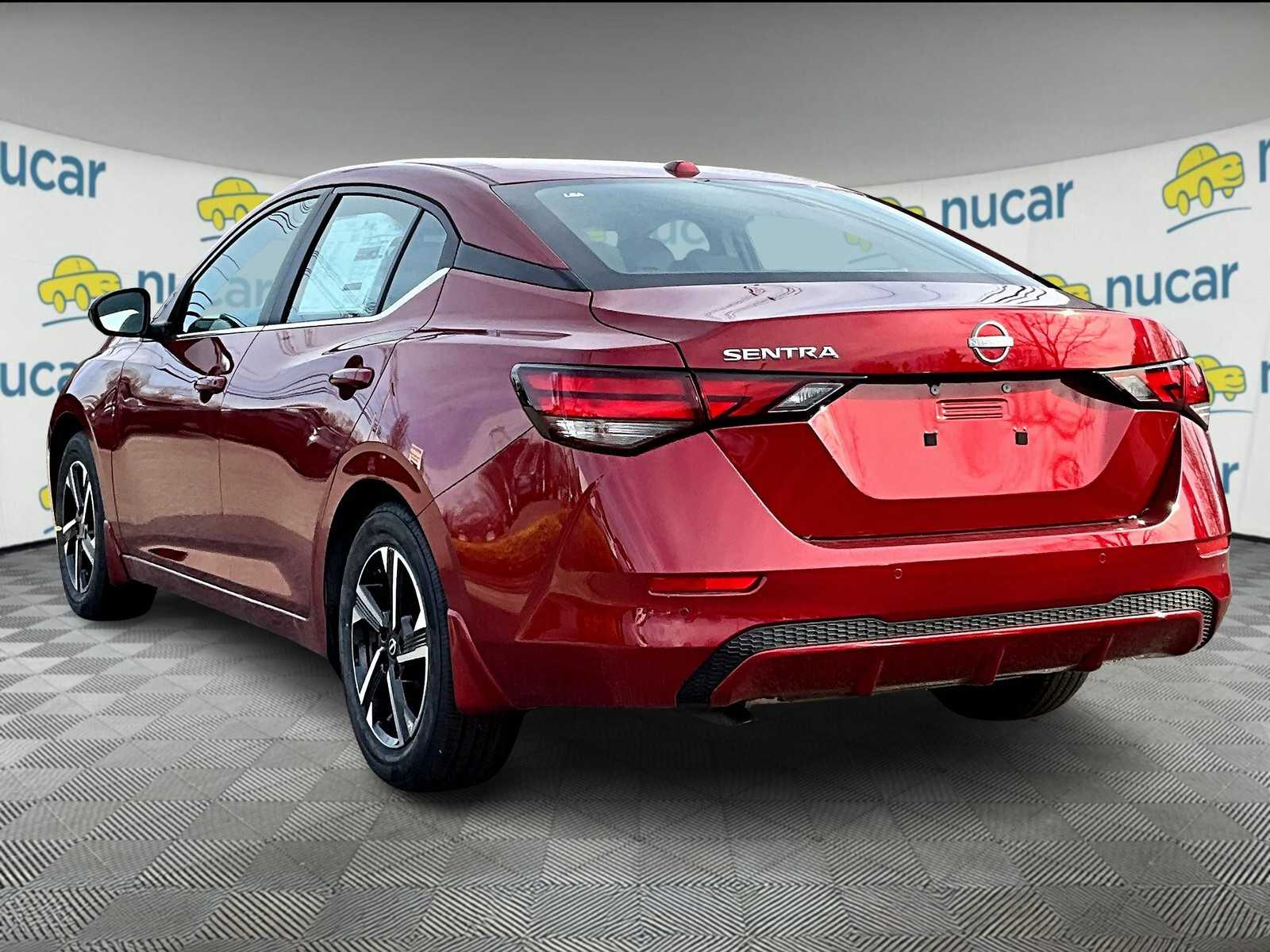 2025 Nissan Sentra SV photo 4