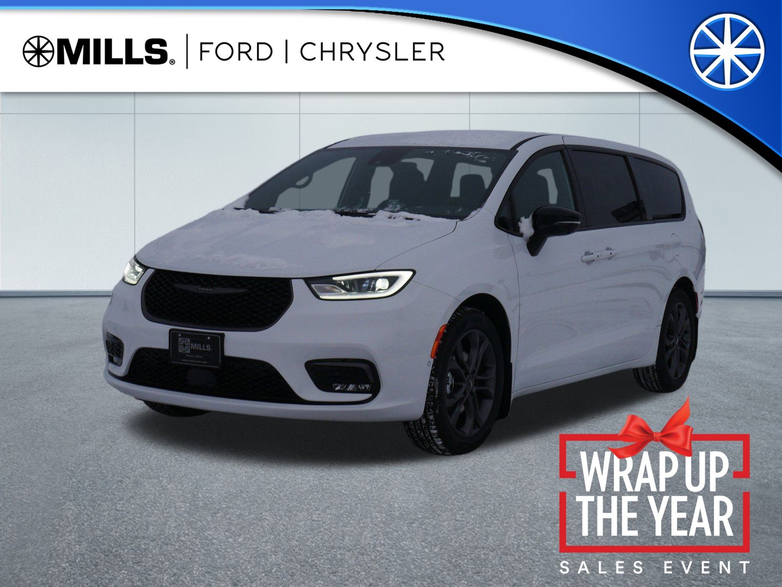 2026 Chrysler Pacifica Select's photo