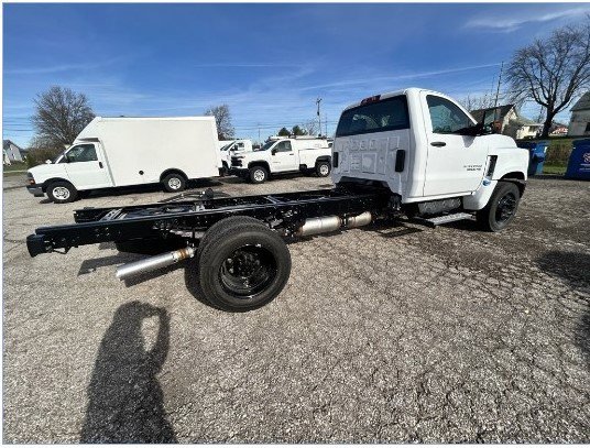2024 Chevrolet Silverado 5500HD Work Truck photo 7