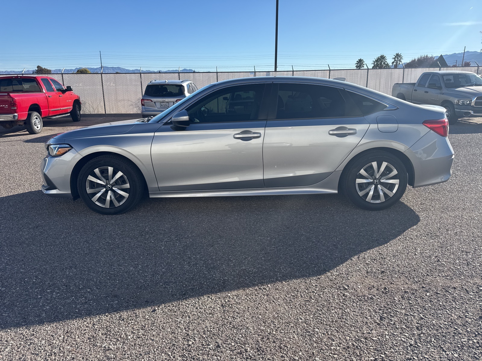 2022 Honda Civic LX photo 2