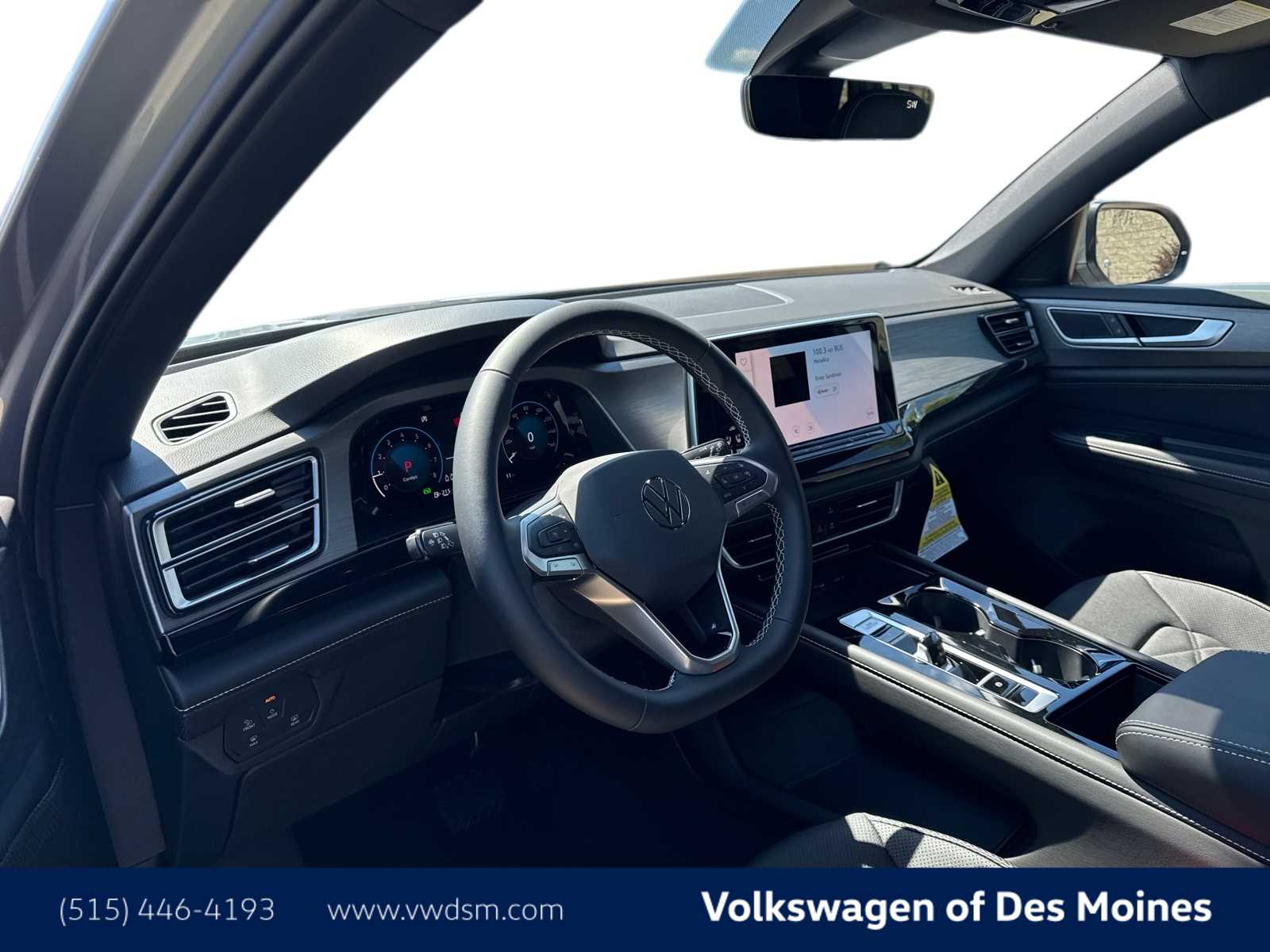 2026 Volkswagen Atlas Cross Sport SE Technology photo 2