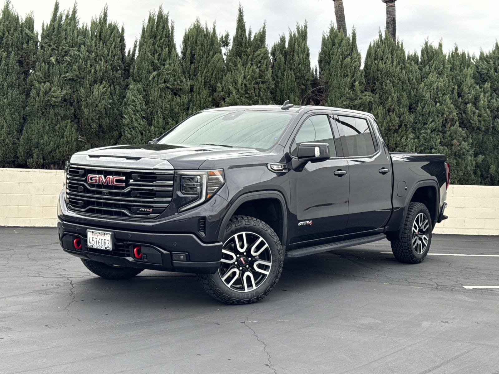 2022 GMC Sierra 1500 AT4's photo