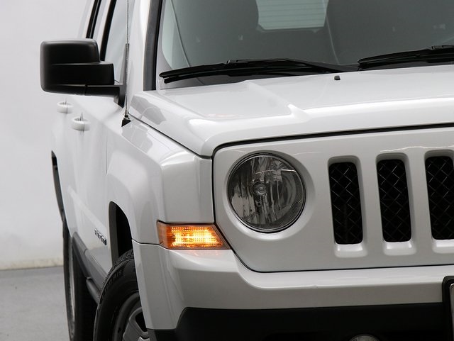2014 Jeep Patriot Sport photo 4