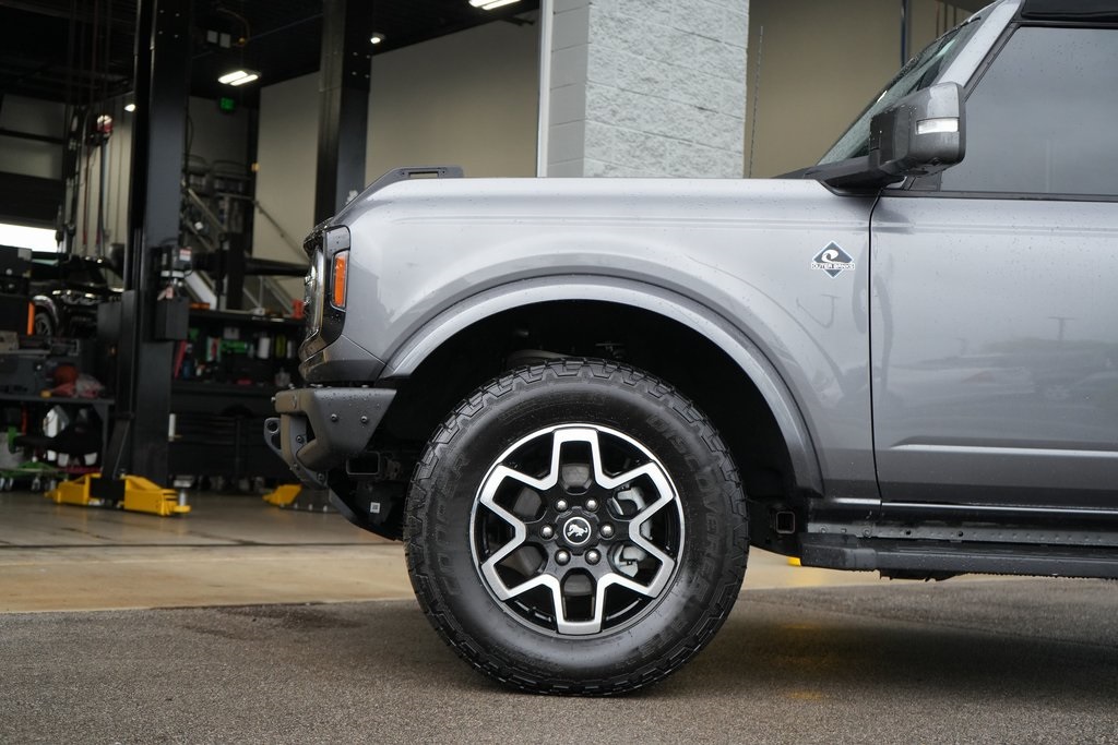 2021 Ford Bronco Outer Banks photo 8