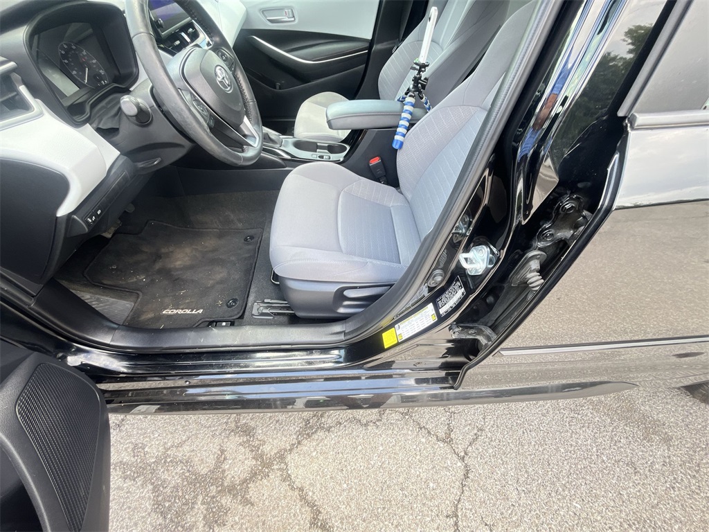 2023 Toyota Corolla SE photo 12