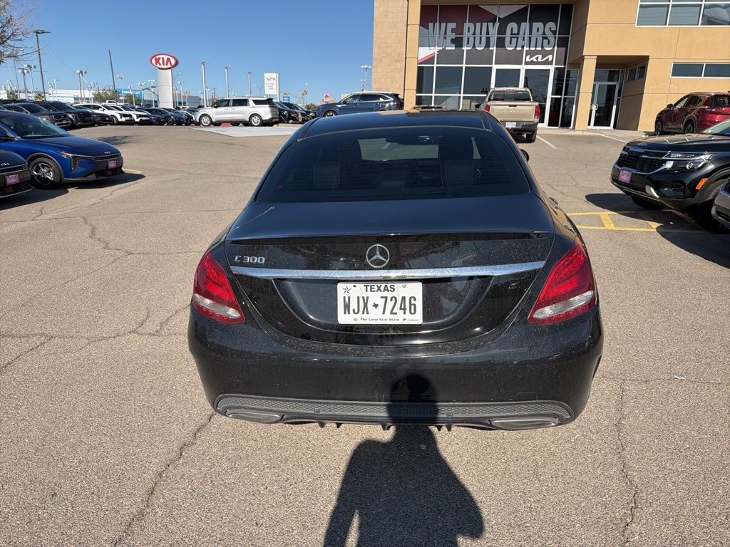 2018 Mercedes Benz C 300 photo 3