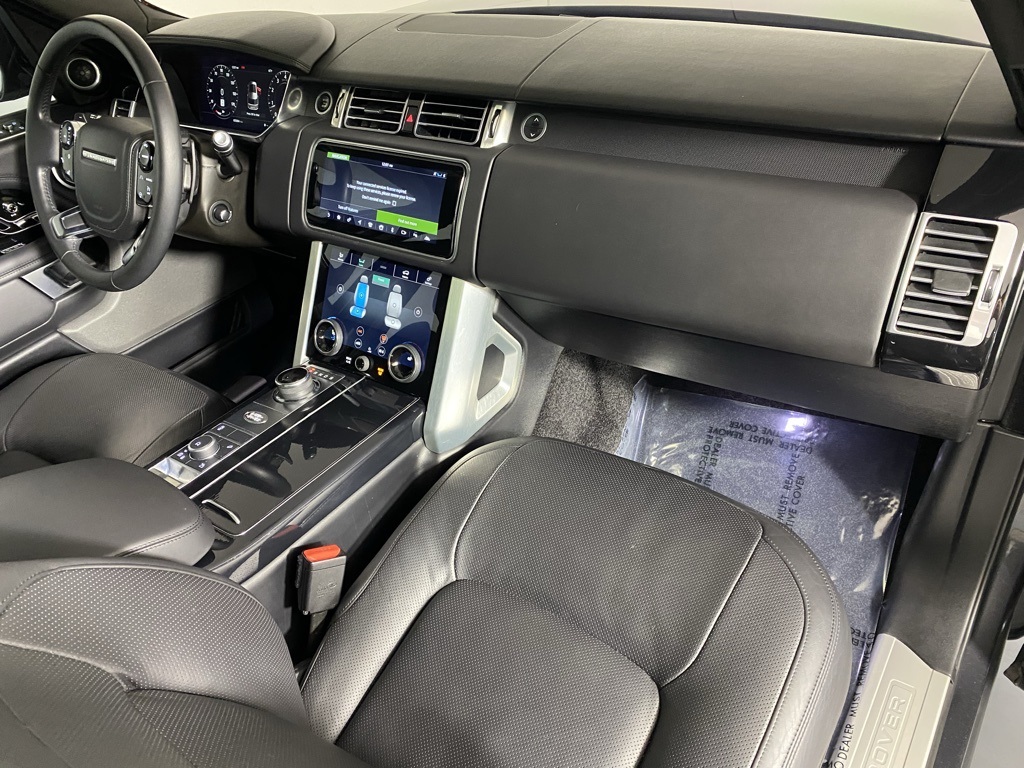 2020 Land Rover Range Rover HSE photo 31