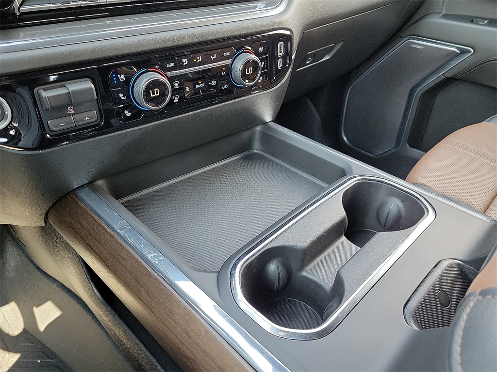 2024 Chevrolet Silverado 2500HD High Country photo 24