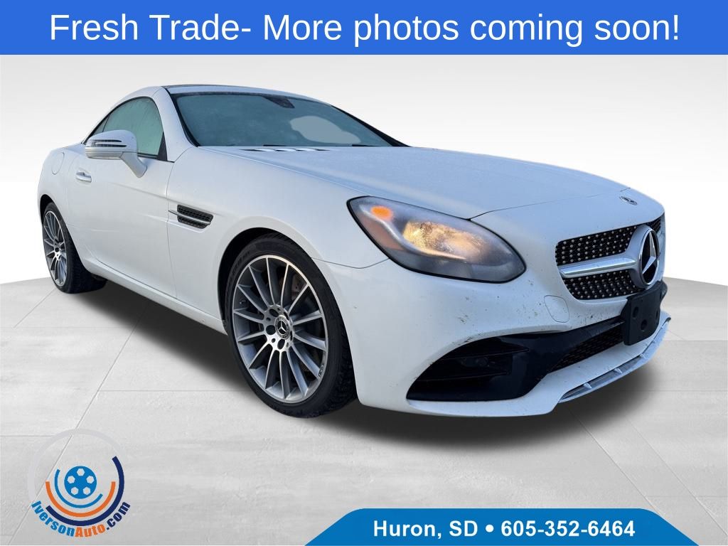 2017 Mercedes-Benz SLC Roadster SLC300's photo