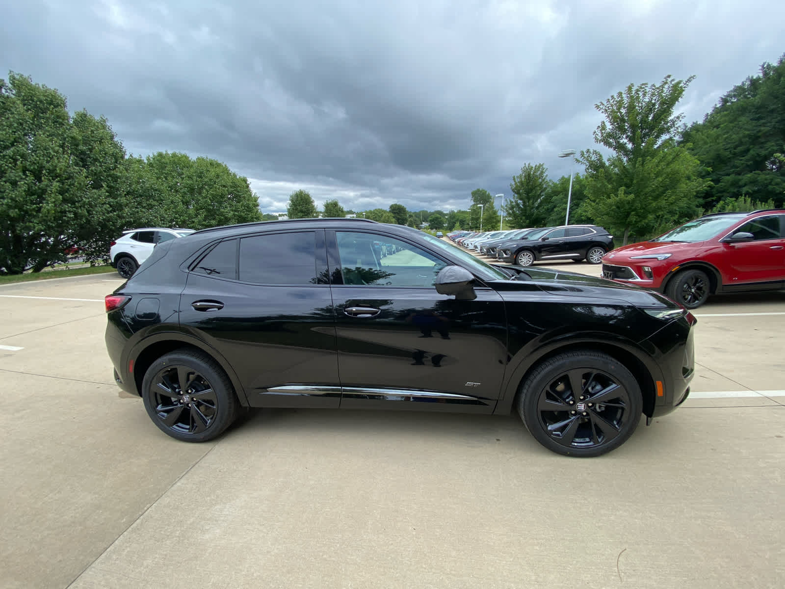 2025 Buick Envision Sport Touring photo 4