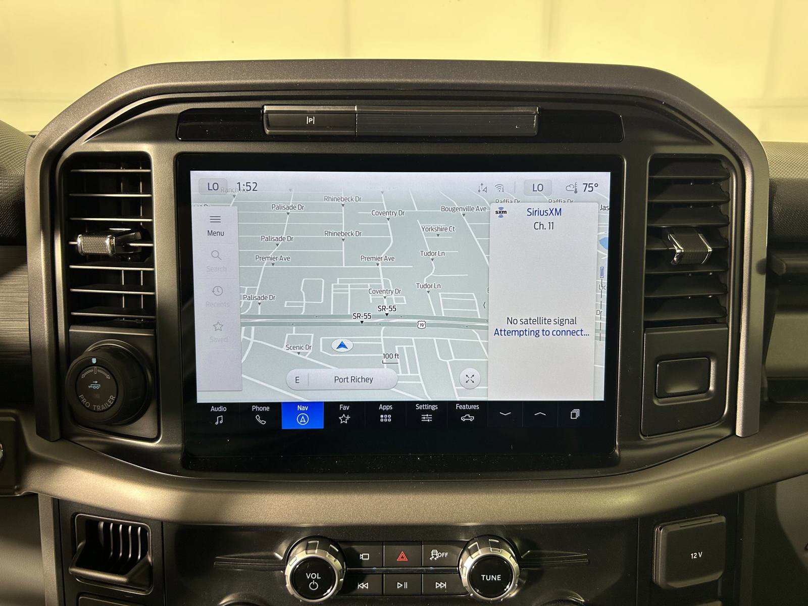 2025 Ford F-150 XLT photo 22