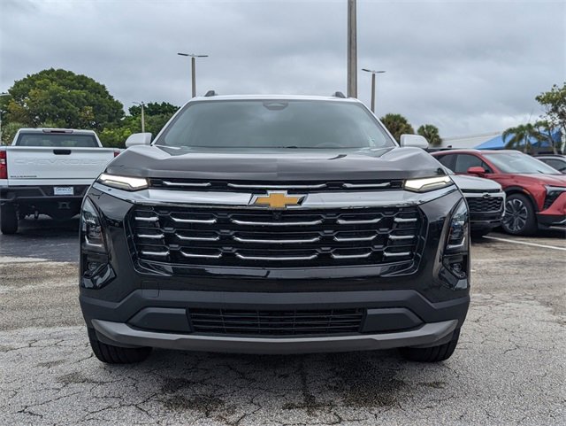 2025 Chevrolet Equinox LT photo 3