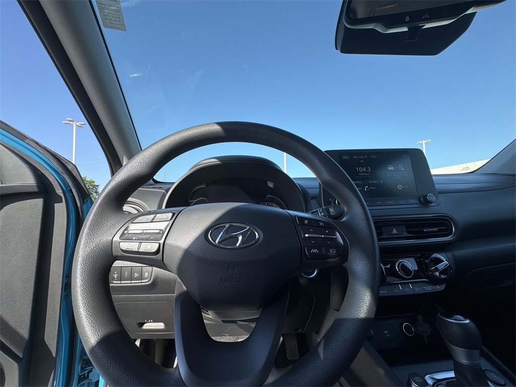2022 Hyundai Kona SEL photo 11