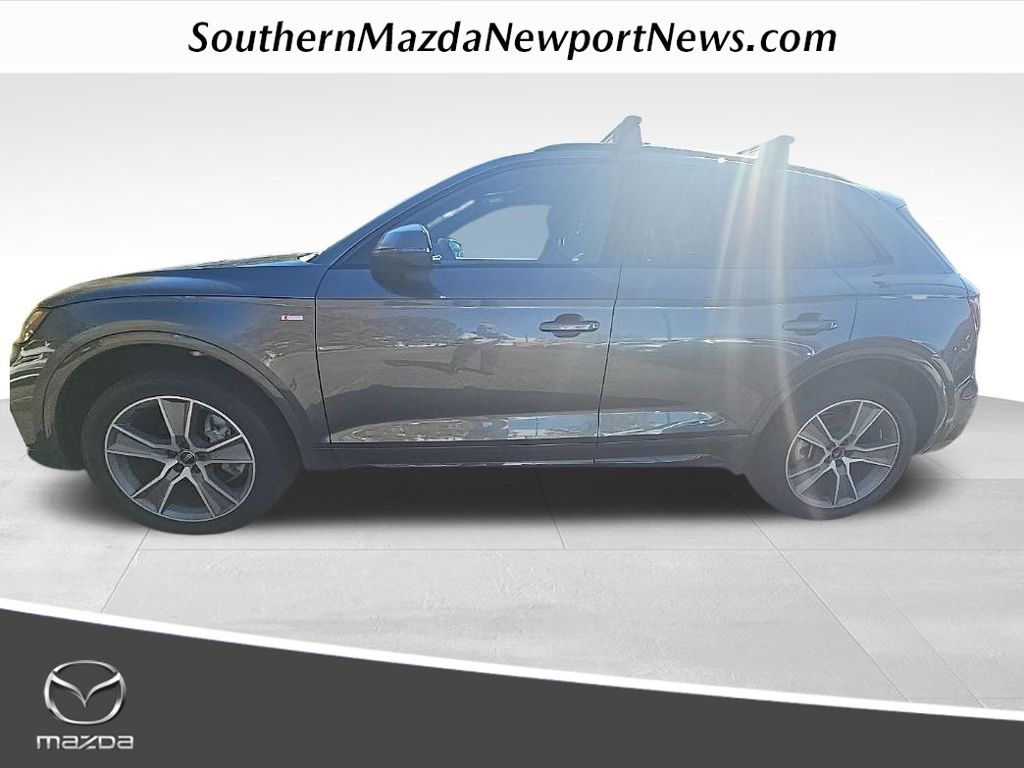 2025 Audi Q5 Premium's photo